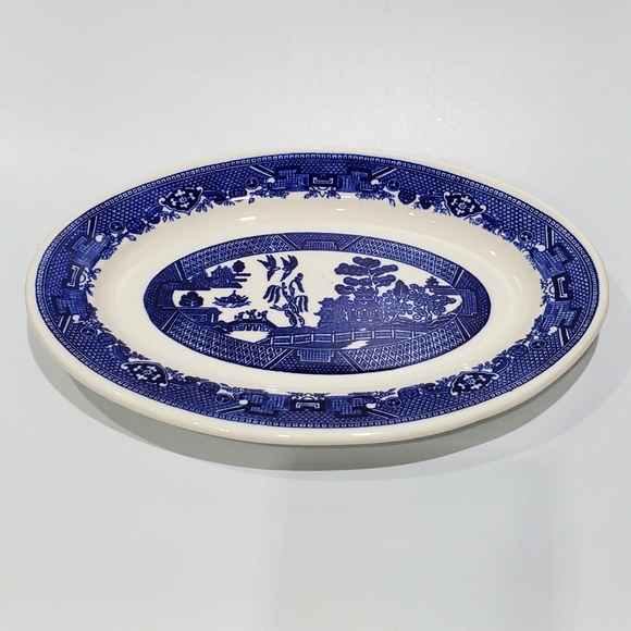 Blue Willow 10" x 6 7/8"" Oval Dish by Buffalo Pottery - Picture 9 of 14